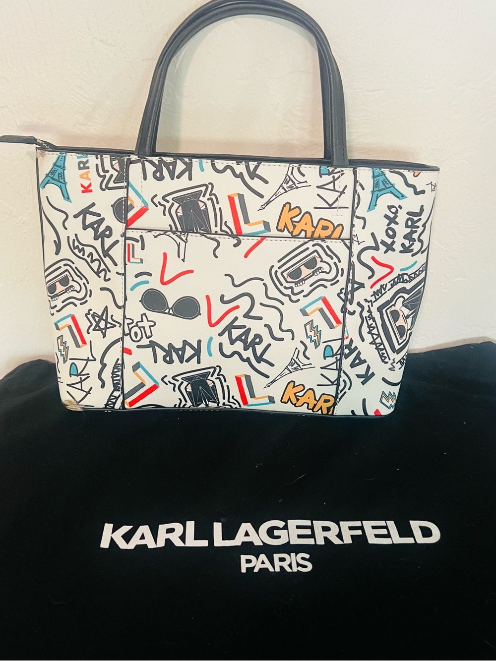 Karl Lagerfeld Paris White Graffiti Crossbody Shoulder Bag - Picture 8 of 15